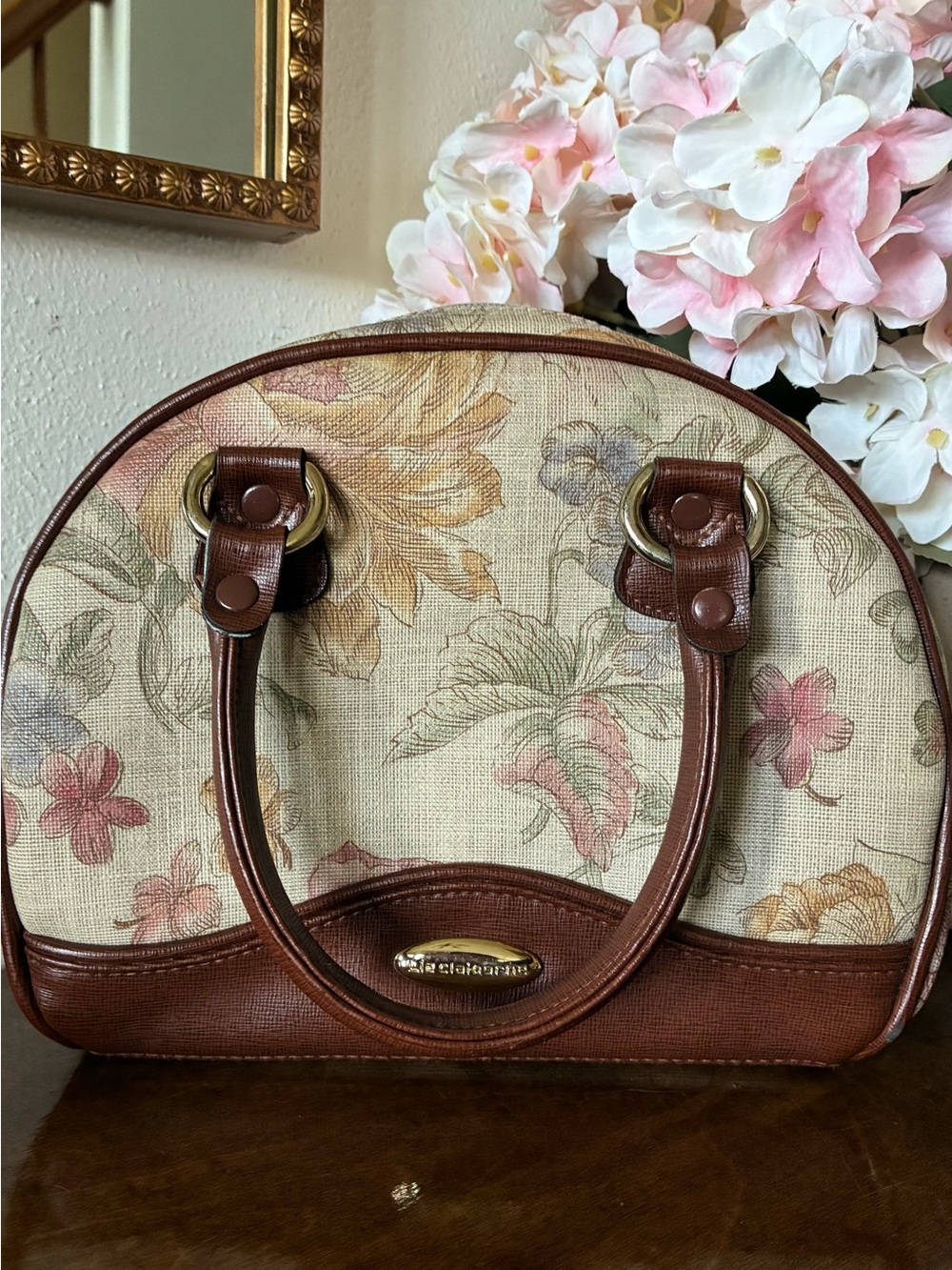 Vintage Liz Claiborne handbag